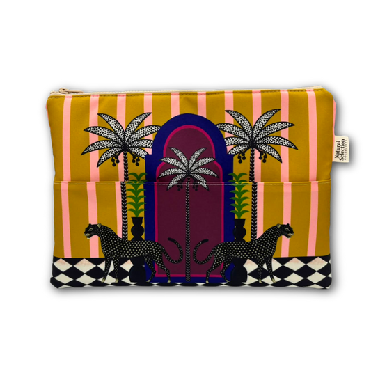 Dinasty laptop sleeve