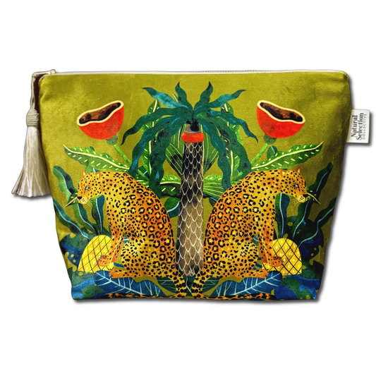 Manor Leo Velvet Makeup Bag