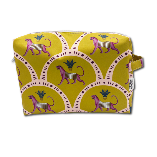 Nile Leo Toiletry Bag